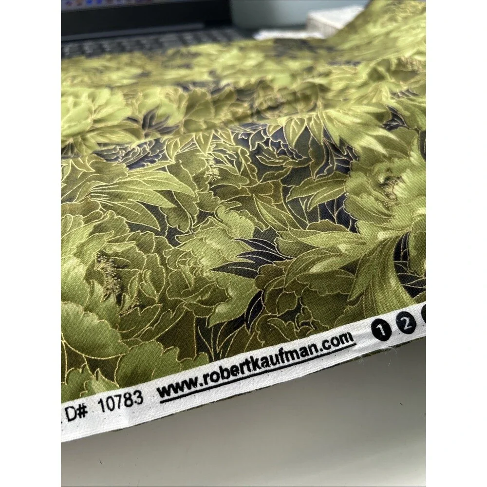Robert Kaufman  Cotton Quilting Sewing Fabric Oriental Traditions Green Floral
